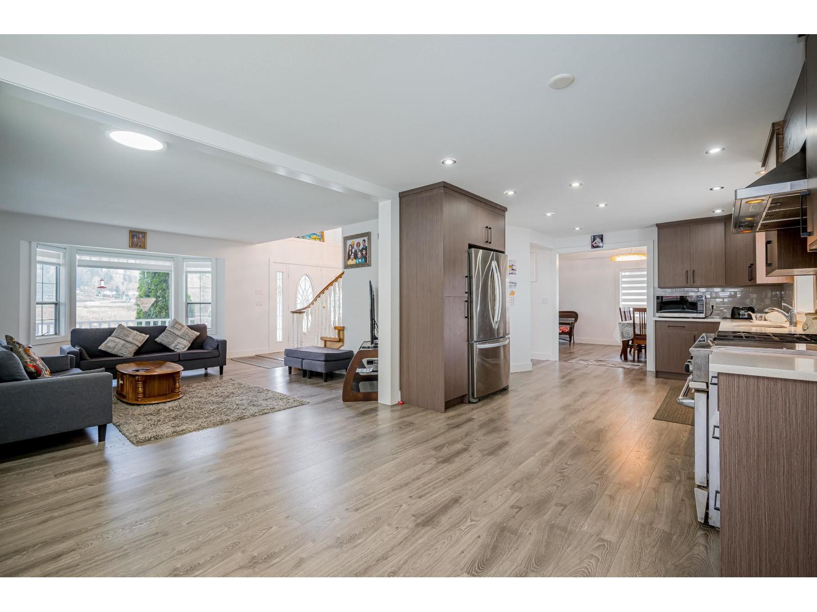 35826 South Parallel Road, Abbotsford, British Columbia  V3G 2K4 - Photo 15 - R3158191