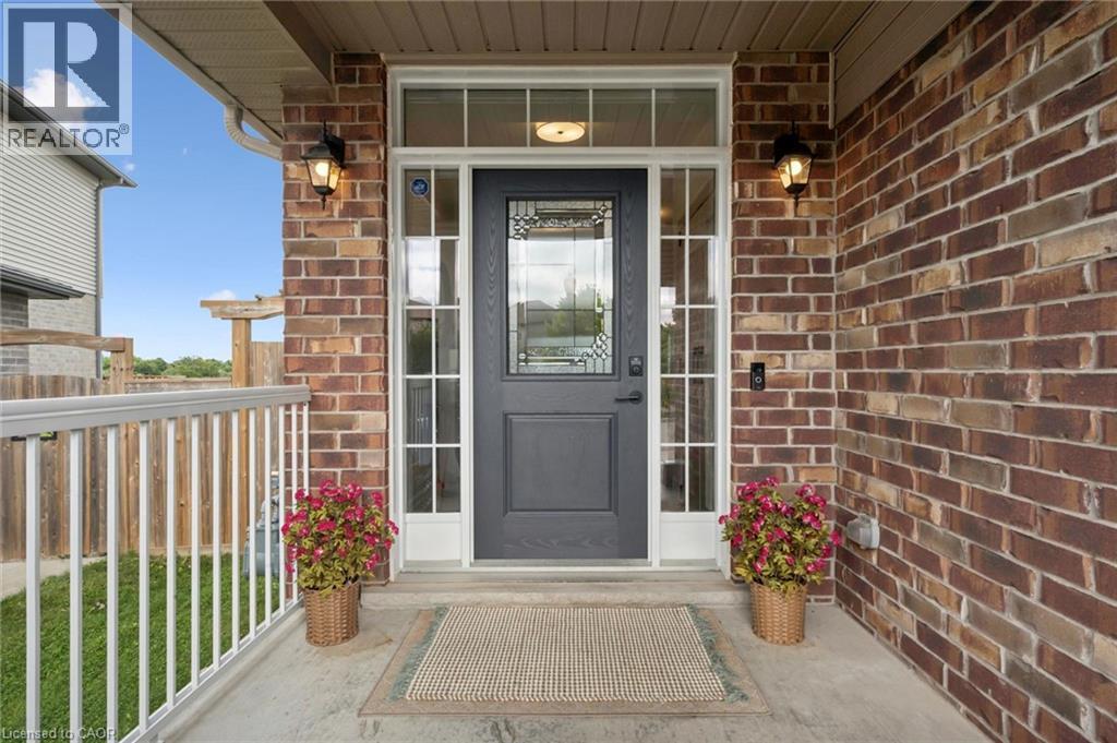 952 Eden Oak Court, Kitchener, Ontario  N2A 0H4 - Photo 4 - 40857647