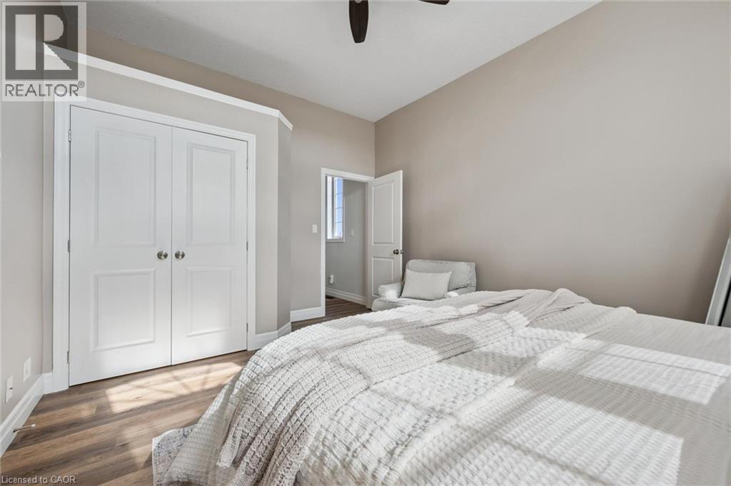952 Eden Oak Court, Kitchener, Ontario  N2A 0H4 - Photo 16 - 40857647