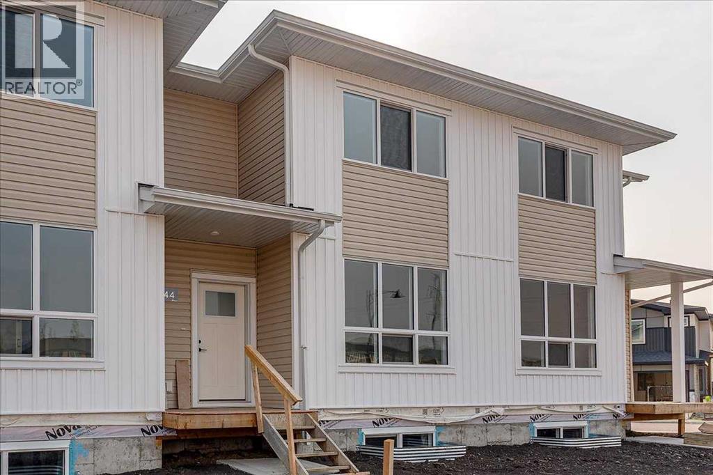44 Lavelle Close, Red Deer, Alberta  T4S 0S5 - Photo 3 - A2303722