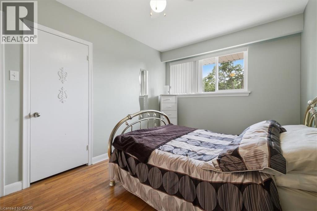343 Duncombe Drive, Burlington, Ontario  L7L 4M2 - Photo 20 - 40857935