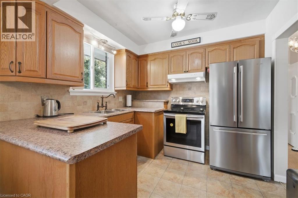 343 Duncombe Drive, Burlington, Ontario  L7L 4M2 - Photo 13 - 40857935
