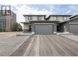 8 STINSON AVENUE, Belleville, Ontario