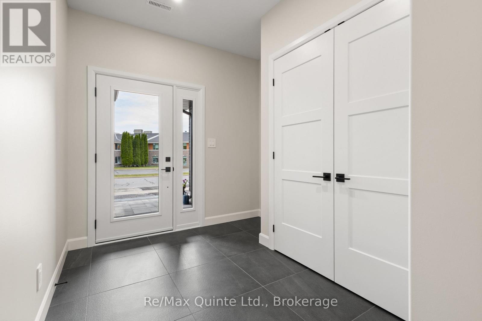 12 Stinson Avenue, Belleville, Ontario  K8P 5N9 - Photo 8 - X13717764