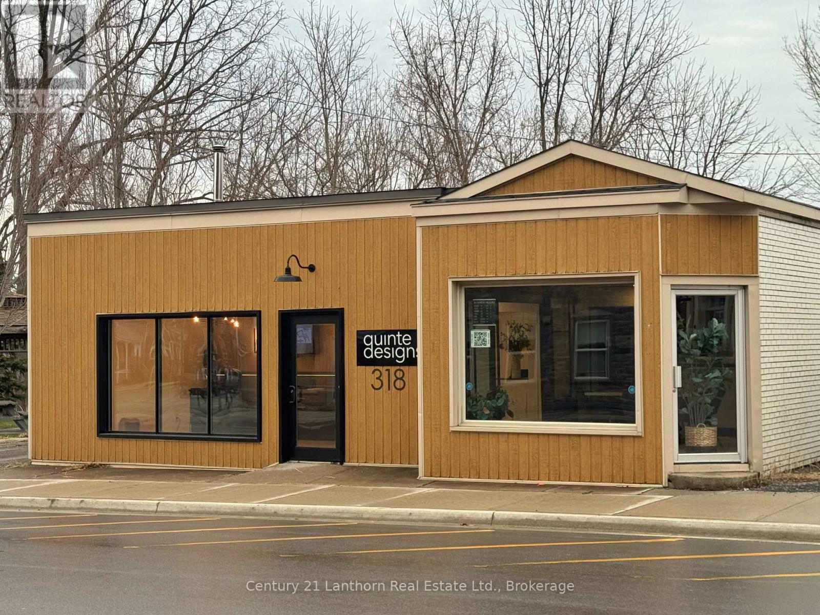 318 Picton Main Street — photo 1