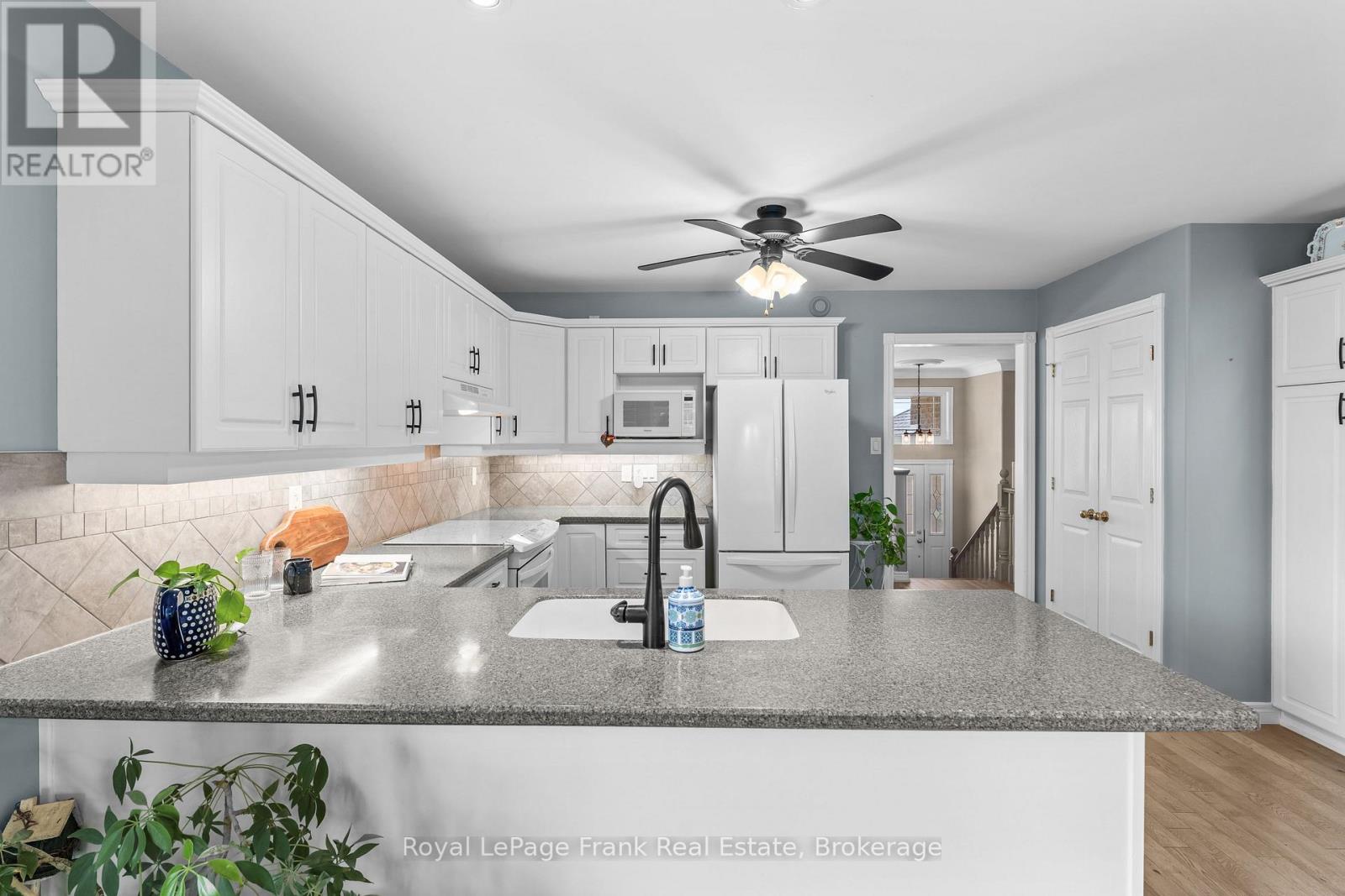 18 Matthews Court, Peterborough, Ontario  K9K 2S8 - Photo 13 - X13717782