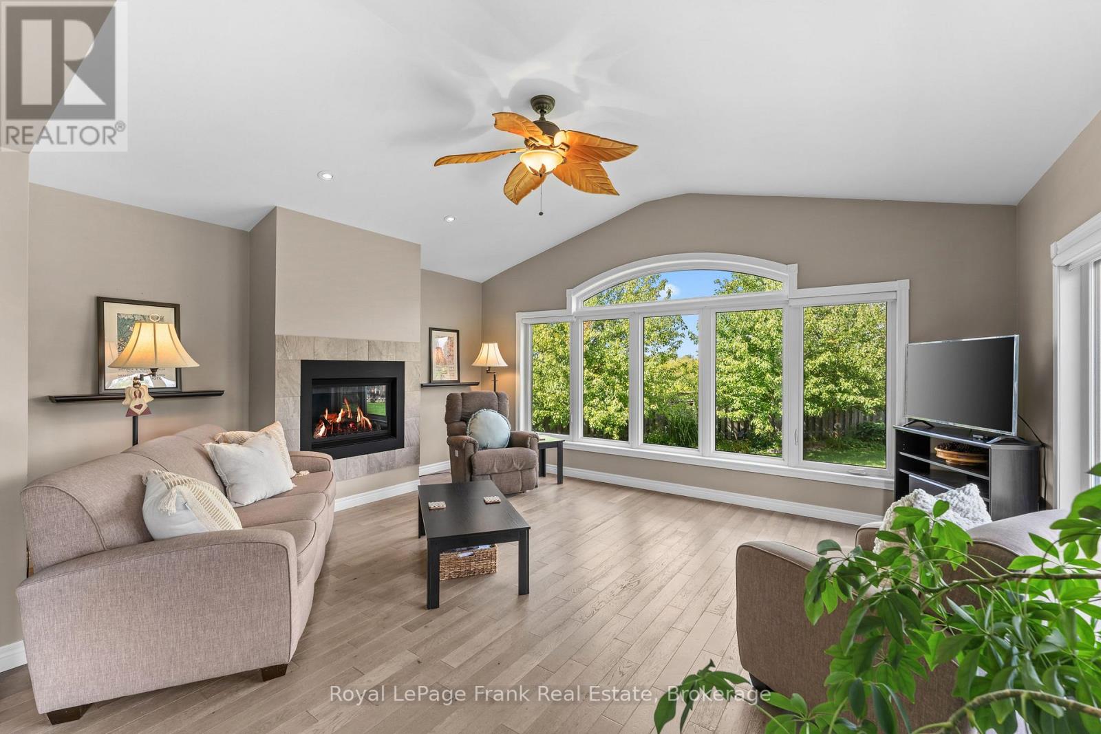 18 Matthews Court, Peterborough, Ontario  K9K 2S8 - Photo 18 - X13717782