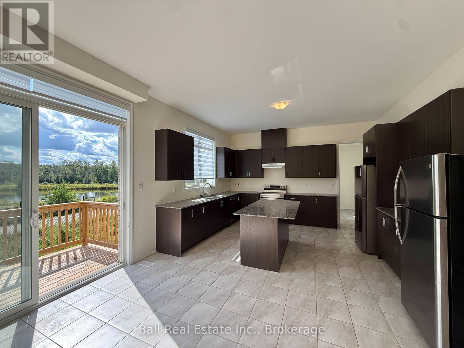 76 Golden Meadows Drive — photo 3