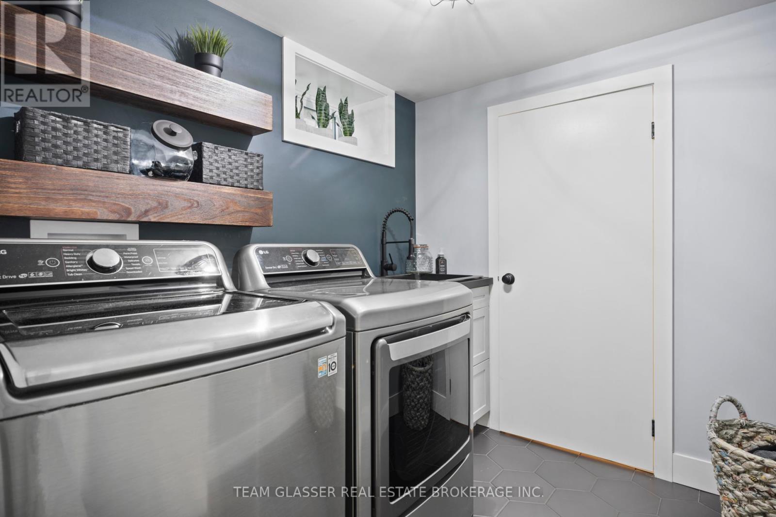 20 Parkview Drive, St. Thomas, Ontario  N5R 4B6 - Photo 41 - X13717884