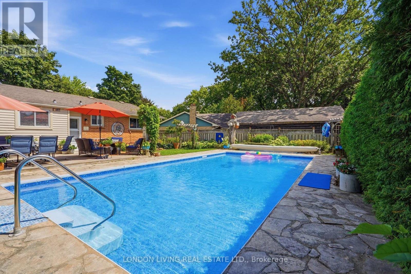 7 Glenburnie Crescent, London North, Ontario  N5X 2A1 - Photo 45 - X13718030