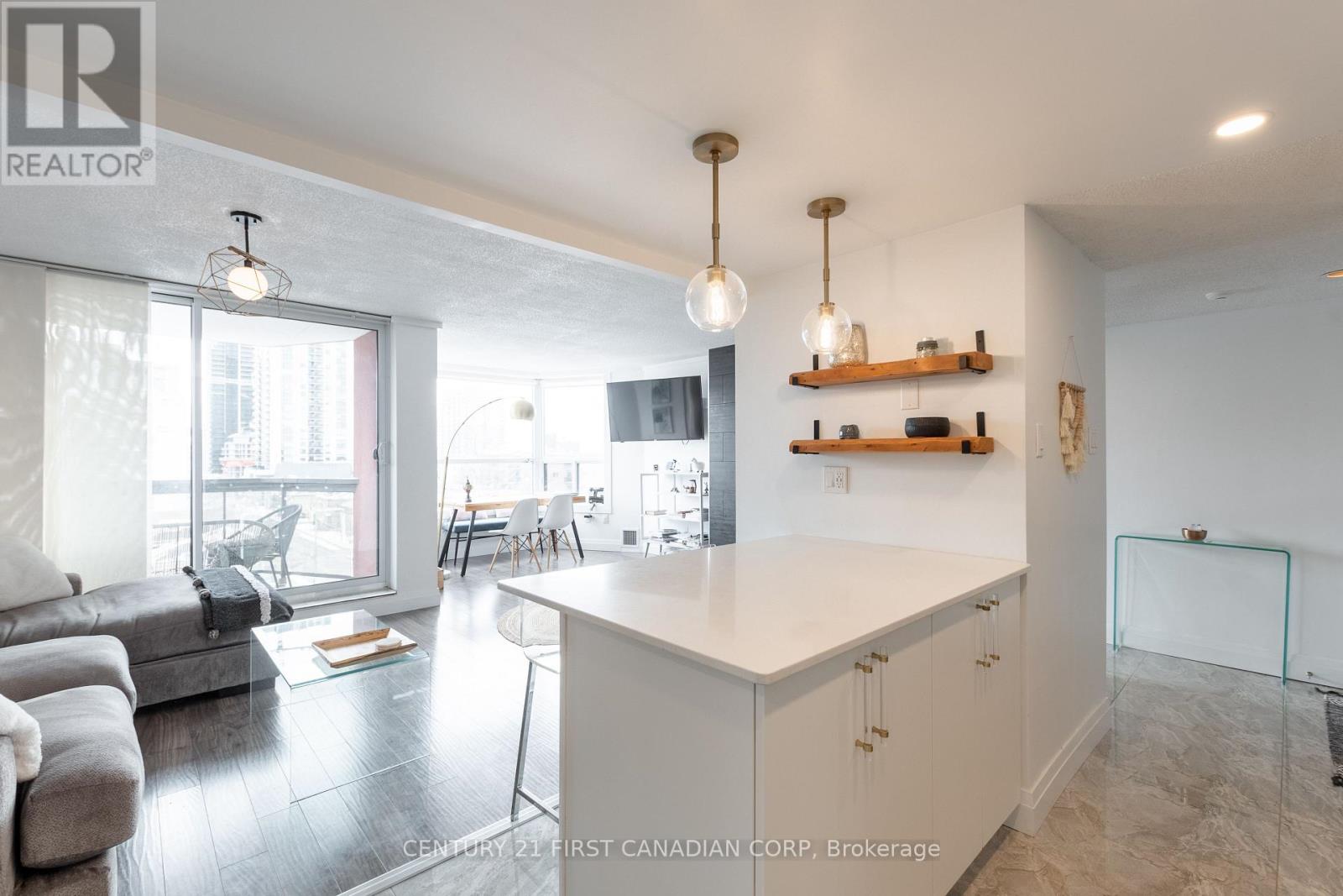 810 - 600 Talbot Street, London East, Ontario  N6A 5L9 - Photo 4 - X13718212