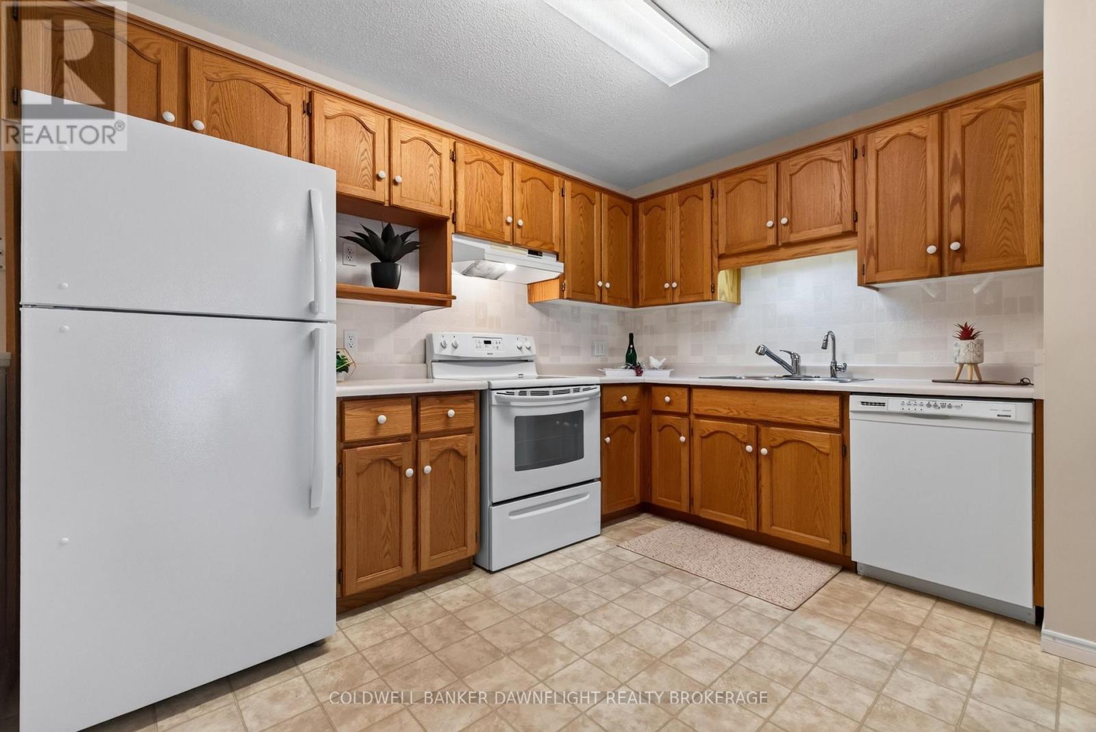 51 - 300 Johnt Street S, Stratford, Ontario  N5A 7V5 - Photo 3 - X13718220