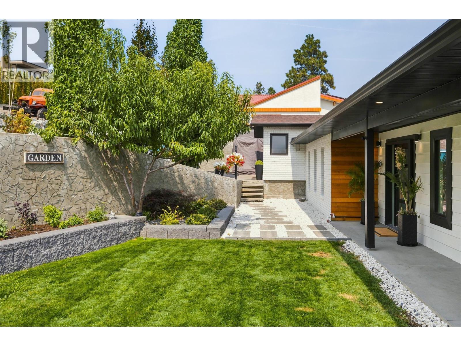 2751 Lakeview Road, West Kelowna, British Columbia  V1Z 1Y5 - Photo 45 - 10398581