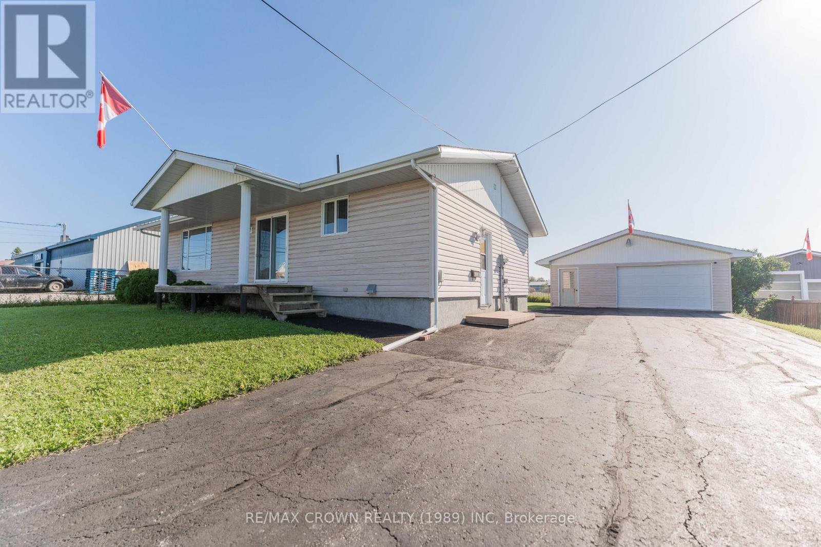 20 Brunelle Road S, Kapuskasing, Ontario  P5N 2T2 - Photo 2 - T13717904