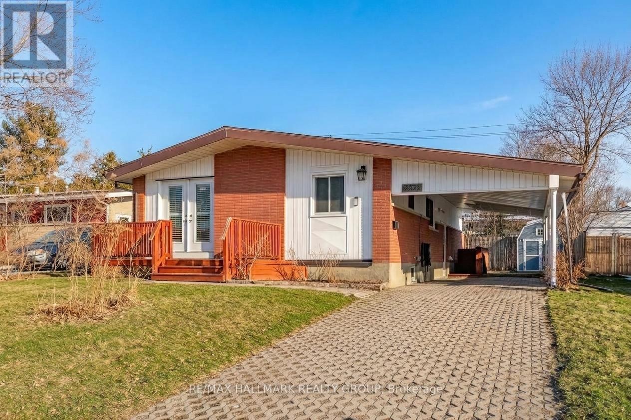 2223 HALIFAX DRIVE, Ottawa, Ontario