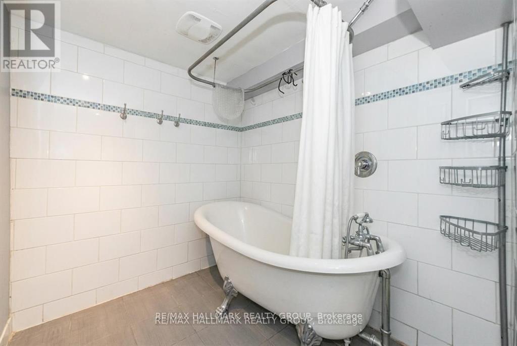 2223 Halifax Drive, Ottawa, Ontario  K1G 2W4 - Photo 39 - X13717810