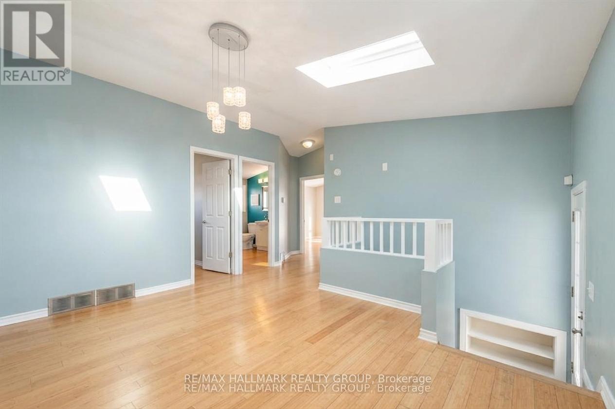 2223 Halifax Drive, Ottawa, Ontario  K1G 2W4 - Photo 5 - X13717810