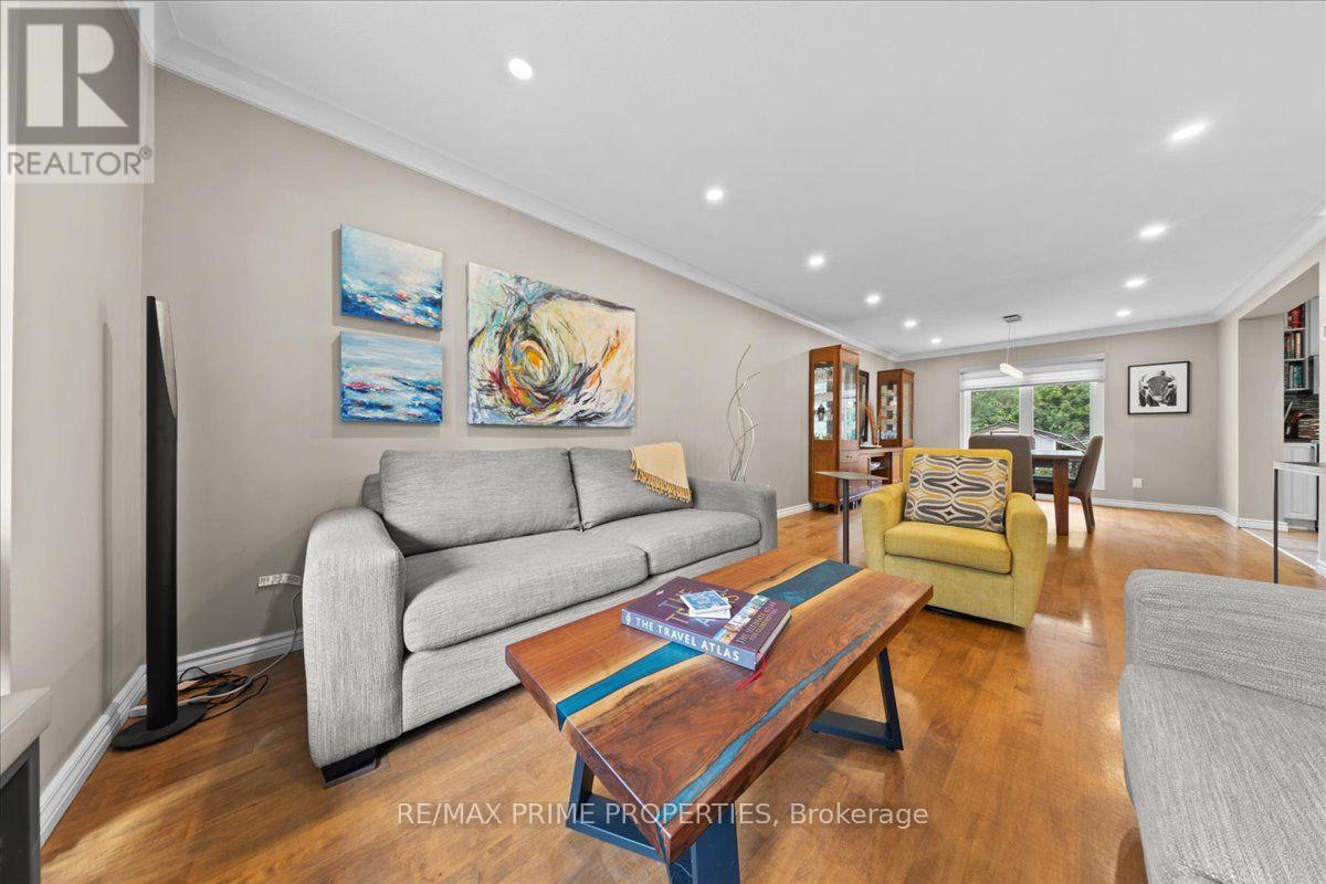 1009 Driftwood Crescent, Ottawa, Ontario  K1C 2N9 - Photo 18 - X13717942