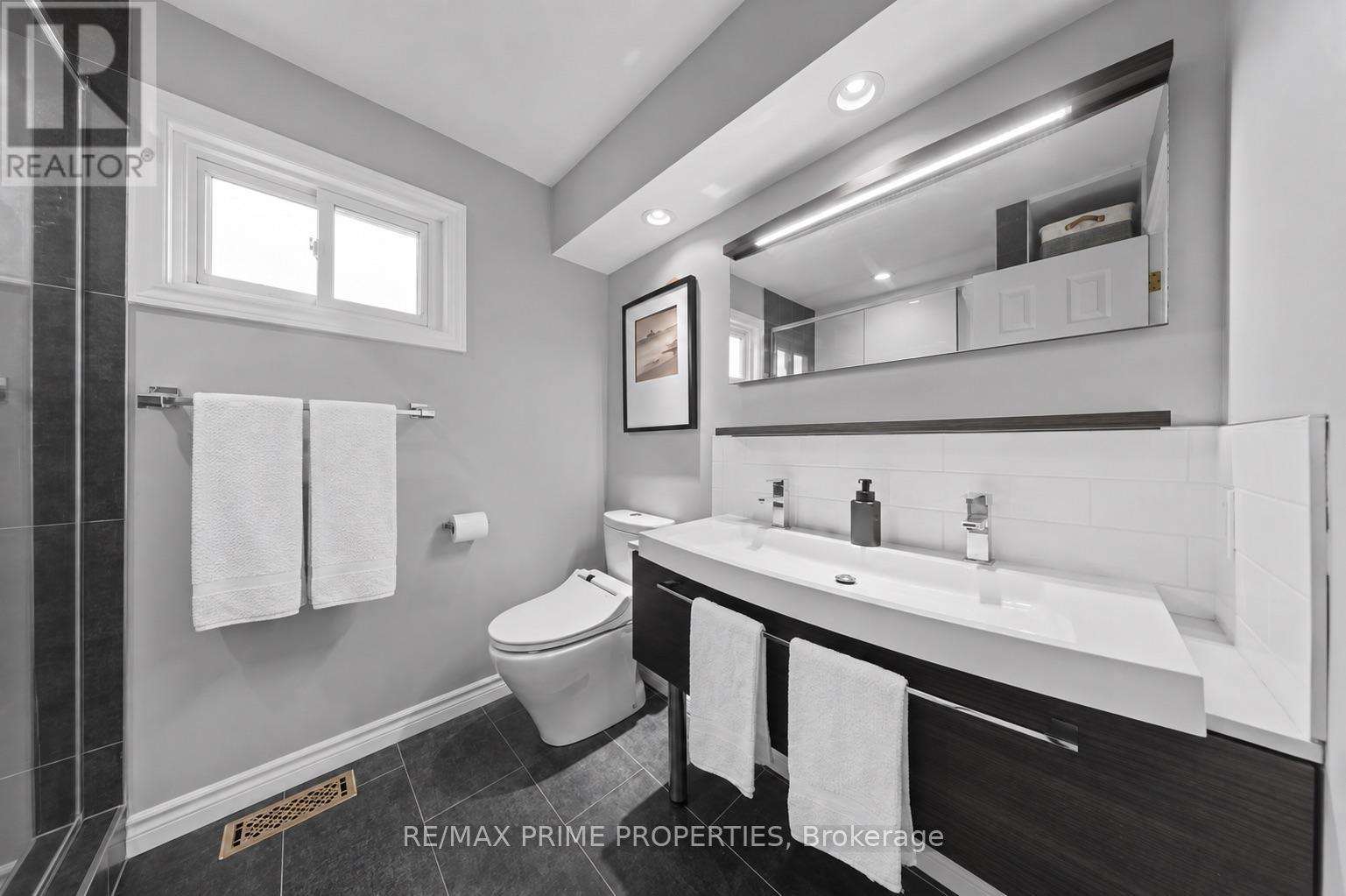 1009 Driftwood Crescent, Ottawa, Ontario  K1C 2N9 - Photo 25 - X13717942