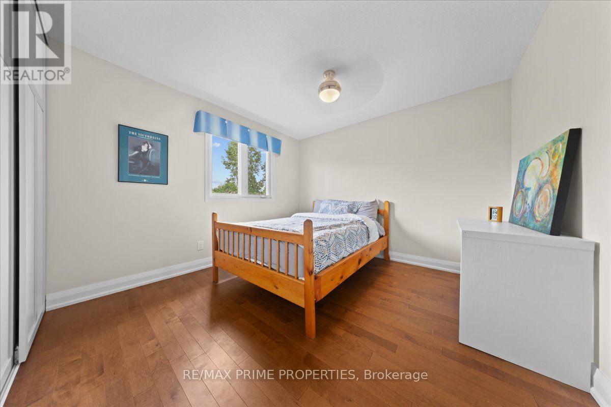 1009 Driftwood Crescent, Ottawa, Ontario  K1C 2N9 - Photo 29 - X13717942