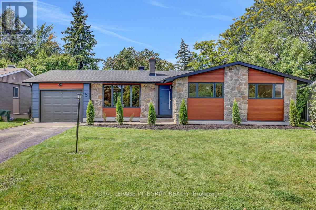 8 Brian Crescent, Ottawa, Ontario