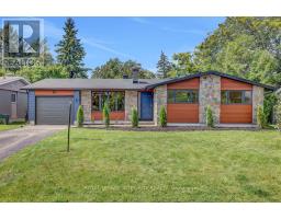 8 BRIAN CRESCENT, Ottawa, Ontario