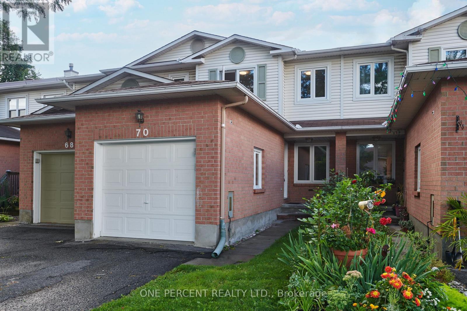 70 Montana Way, Ottawa, Ontario  K2J 4M2 - Photo 2 - X13718074