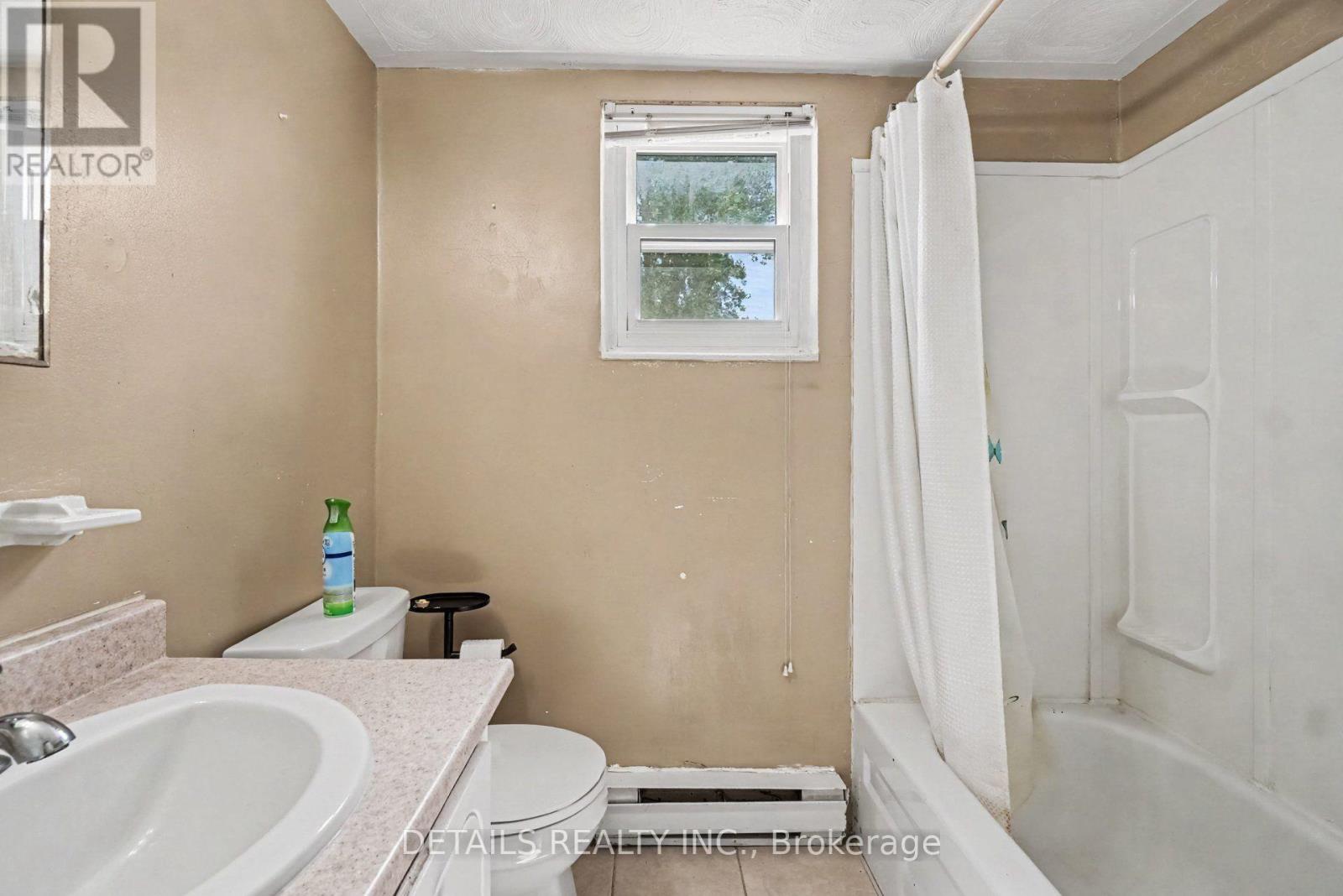 4 - 1015 Cartier Boulevard, Hawkesbury, Ontario  K6A 2Y4 - Photo 8 - X13718230
