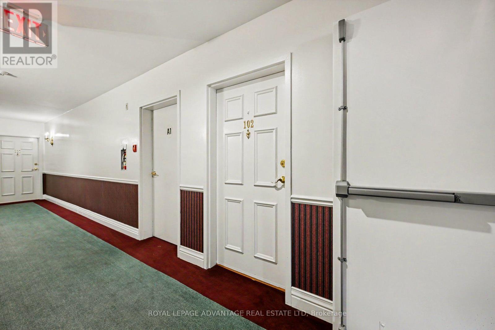 102 - 23 Rogers Road — photo 3