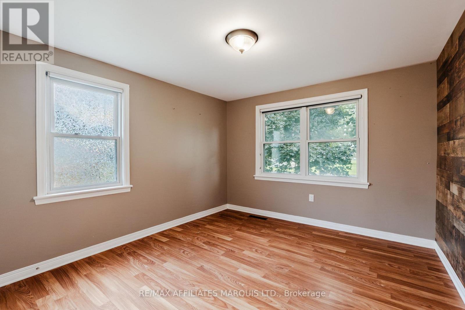 16 Front Street, North Stormont, Ontario  K0C 1K0 - Photo 17 - X13716878