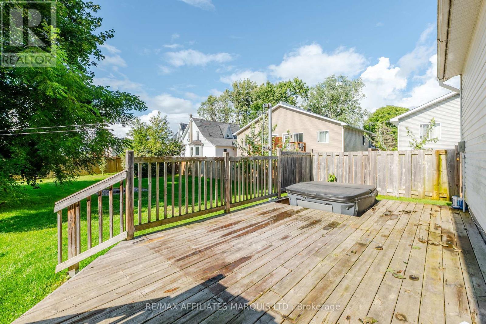 16 Front Street, North Stormont, Ontario  K0C 1K0 - Photo 39 - X13716878
