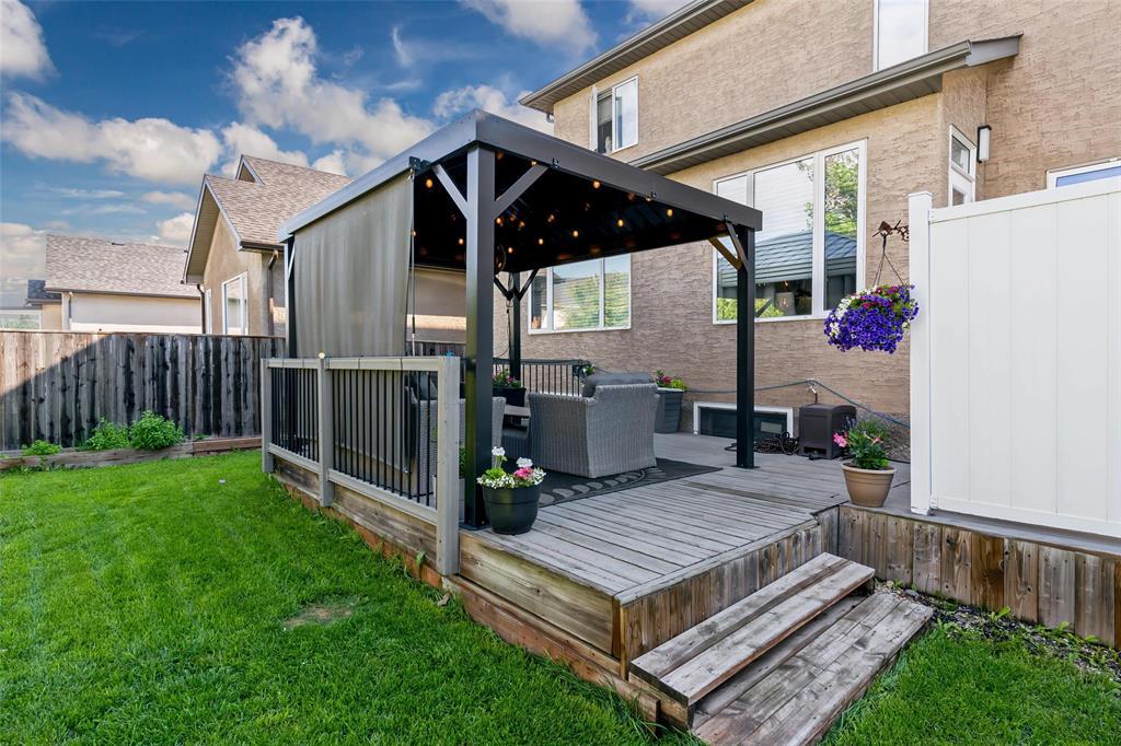 15 Helen Mayba Crescent, Winnipeg, Manitoba  R3W 0C4 - Photo 36 - 202621443