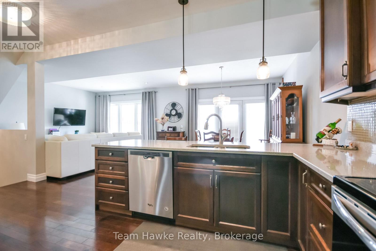 26 Drummond Drive, Penetanguishene, Ontario  L9M 0A2 - Photo 13 - S13717846