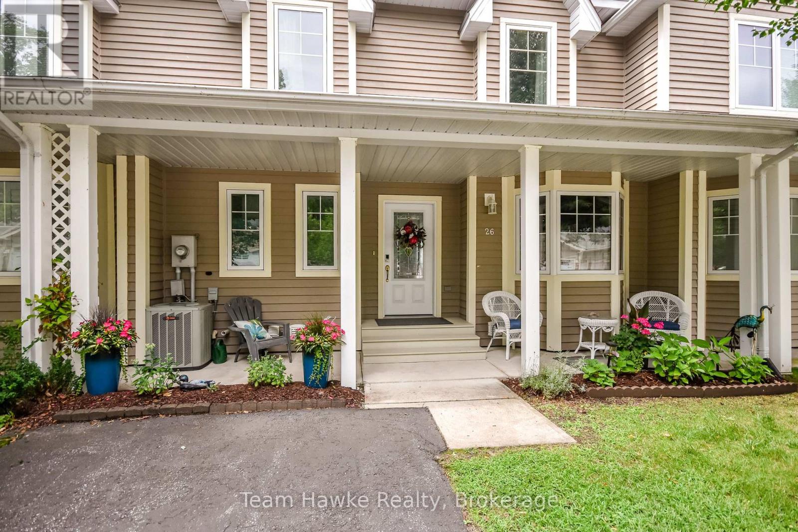 26 Drummond Drive, Penetanguishene, Ontario  L9M 0A2 - Photo 3 - S13717846