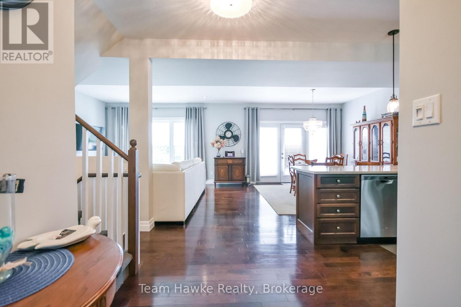 26 Drummond Drive, Penetanguishene, Ontario  L9M 0A2 - Photo 7 - S13717846