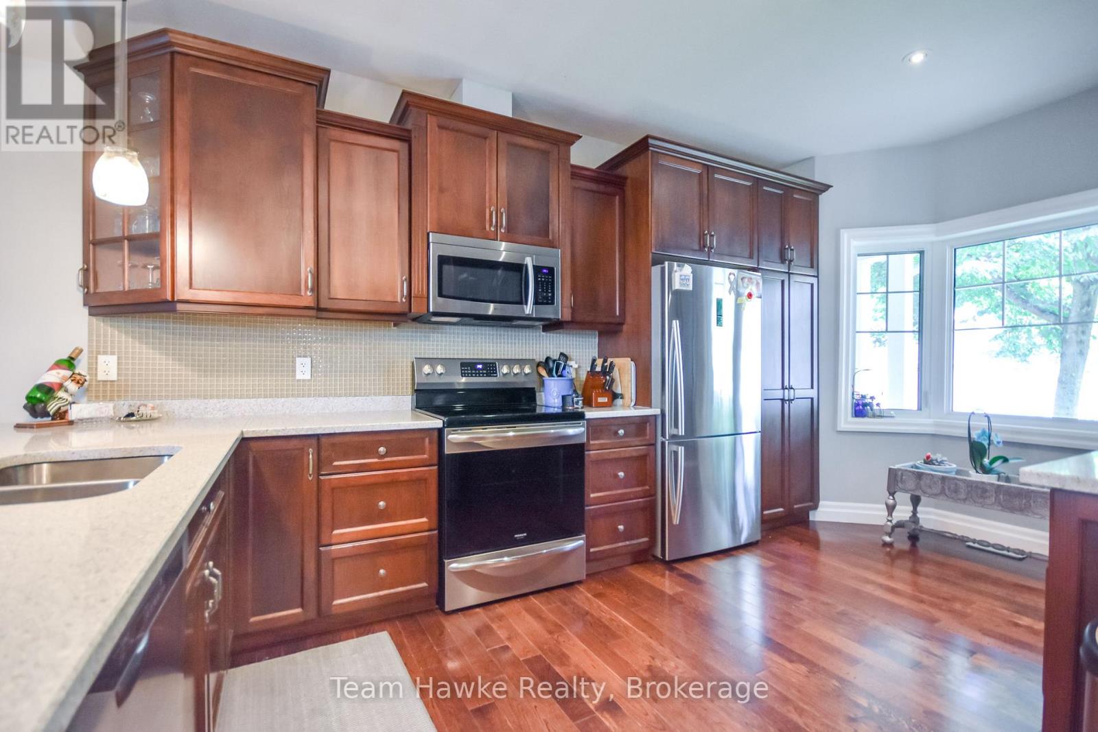 26 Drummond Drive, Penetanguishene, Ontario  L9M 0A2 - Photo 9 - S13717846