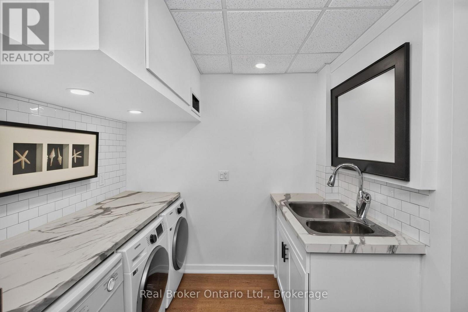 192 Gilwood Park Drive, Penetanguishene, Ontario  L9M 1Z6 - Photo 11 - S13717852