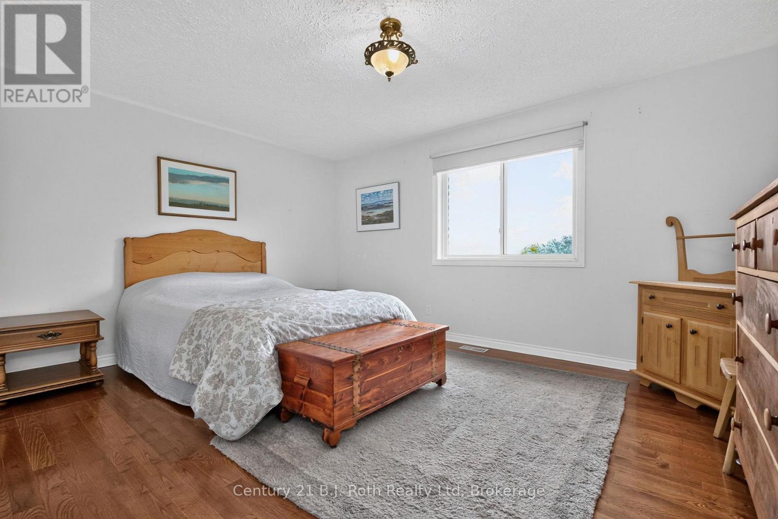 13 Charles Street, Penetanguishene, Ontario  L9M 2G6 - Photo 14 - S13717854