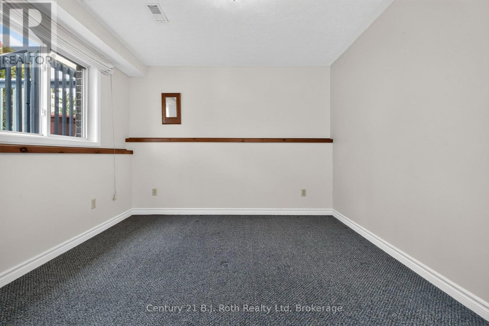 13 Charles Street, Penetanguishene, Ontario  L9M 2G6 - Photo 33 - S13717854