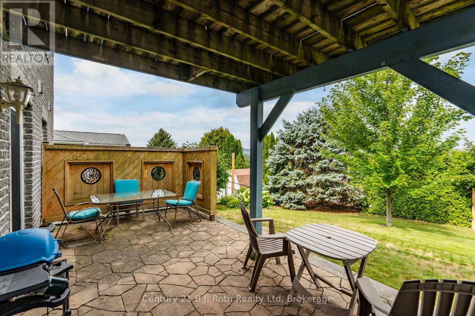13 Charles Street, Penetanguishene, Ontario  L9M 2G6 - Photo 38 - S13717854
