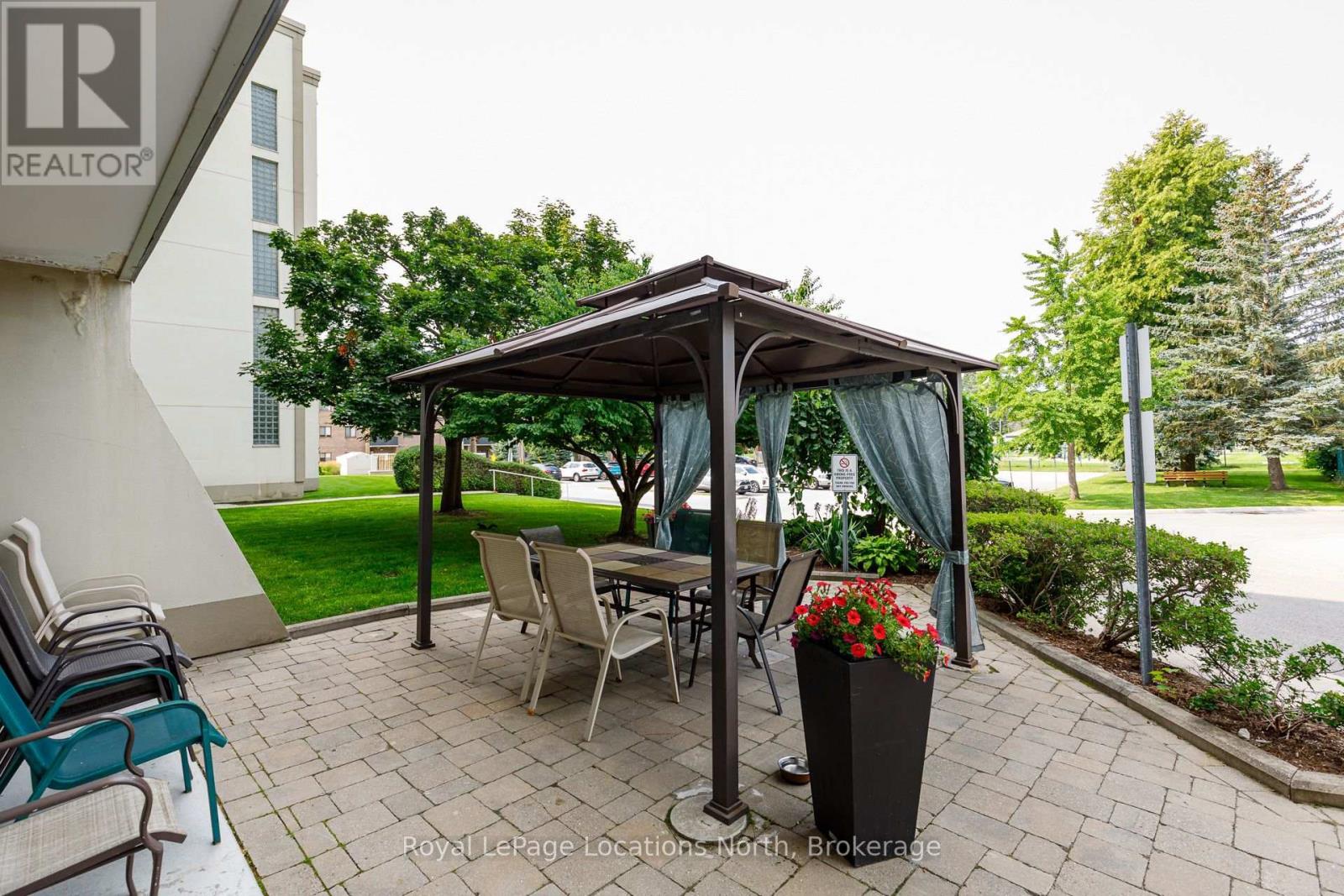 406 - 172 Eighth Street, Collingwood, Ontario  L9Y 4T2 - Photo 4 - S13718222