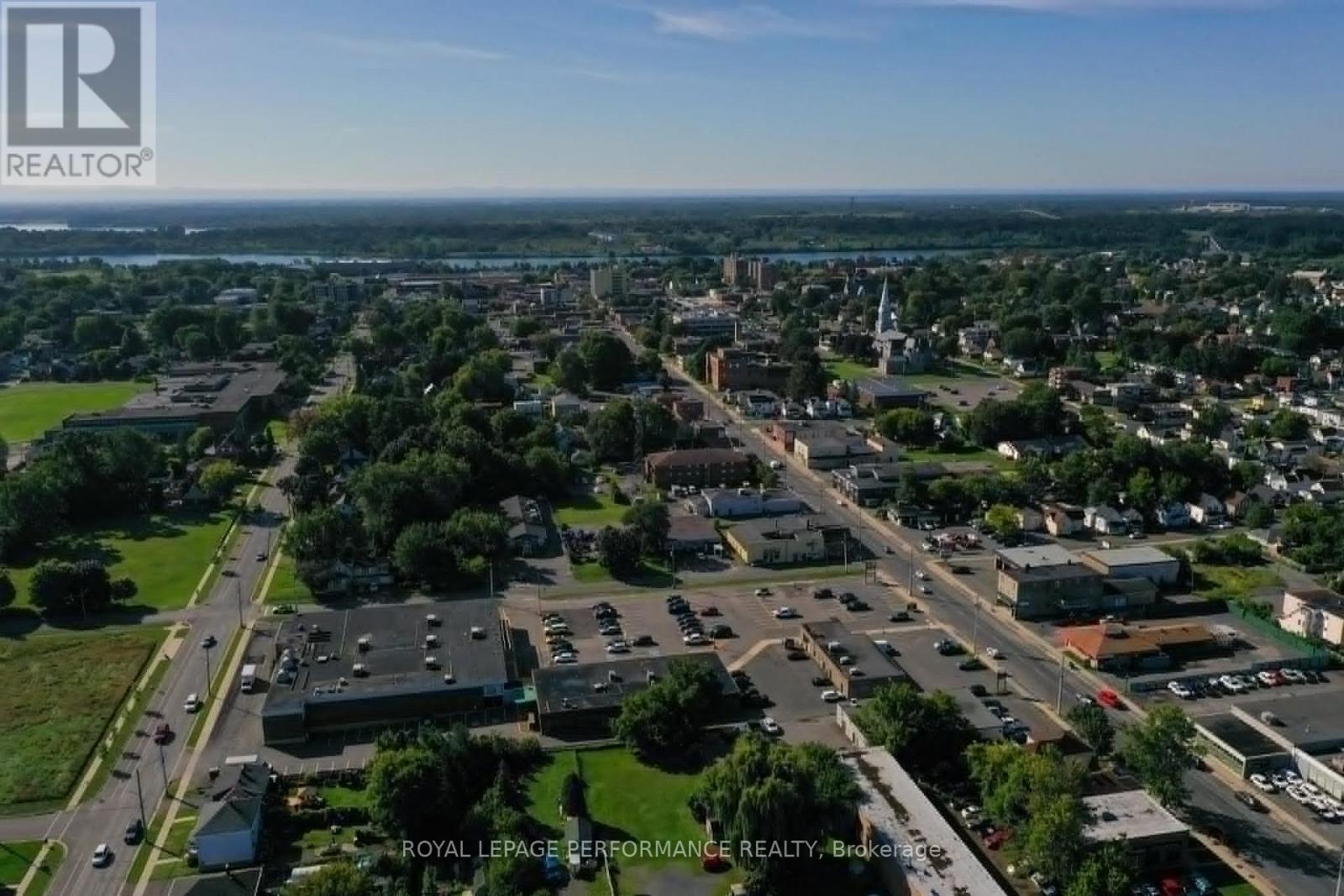 12 Sixth Street E, Cornwall, Ontario K6H 2N4 - Photo 28 - X13717876