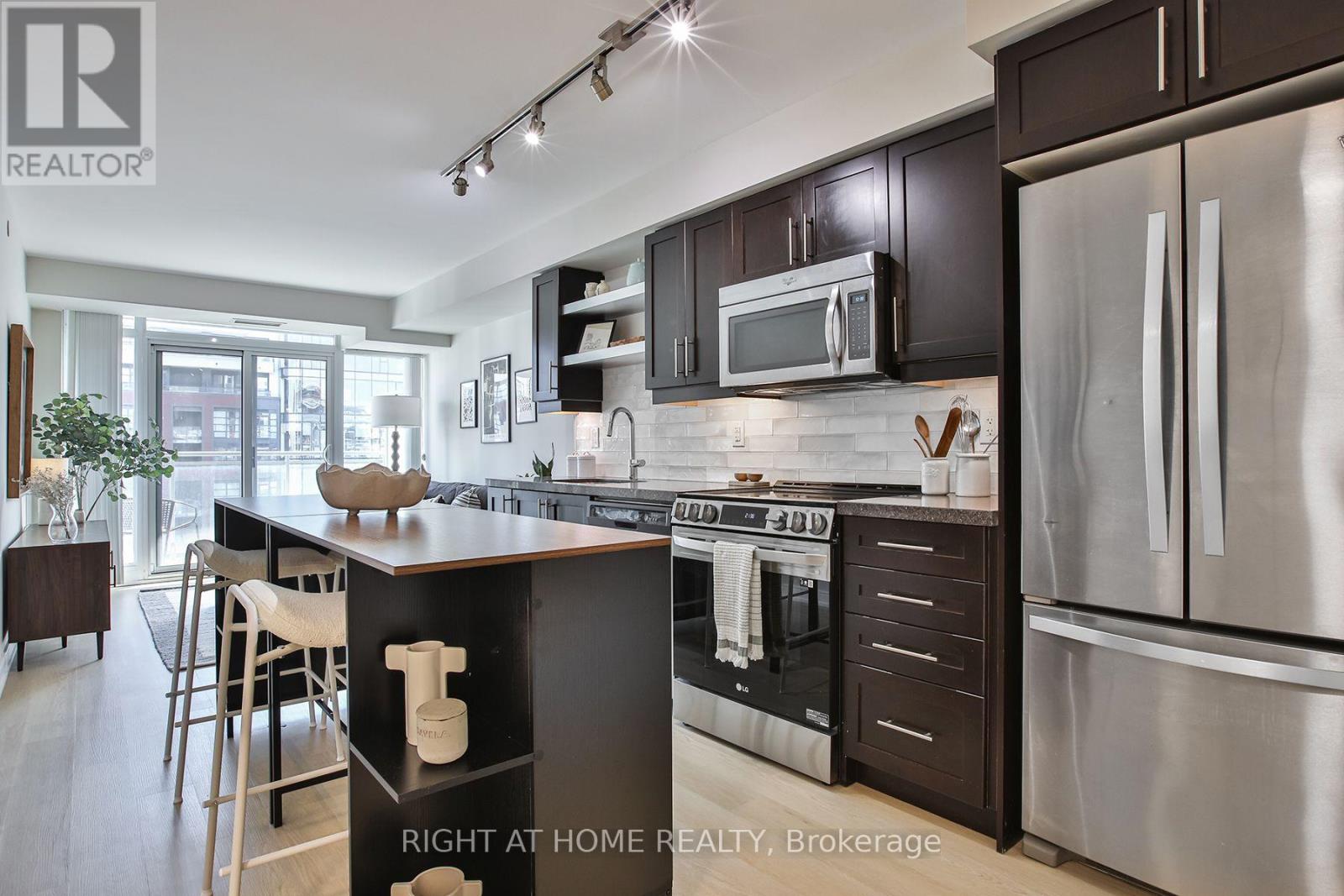 1623 - 525 Adelaide Street W, Toronto, Ontario  M5V 0N7 - Photo 4 - C13716938