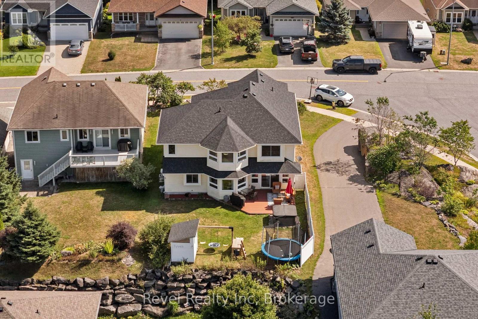 5 Avery Court, Parry Sound, Ontario  P2A 3C4 - Photo 2 - X13717774