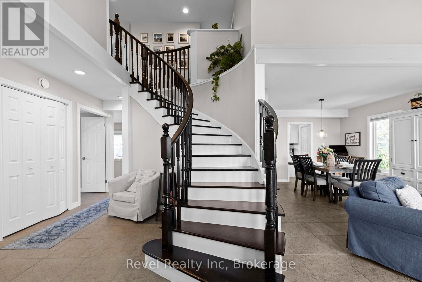 5 Avery Court, Parry Sound, Ontario  P2A 3C4 - Photo 4 - X13717774