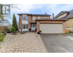 4 MAYFLOWER STREET S, Whitby, Ontario