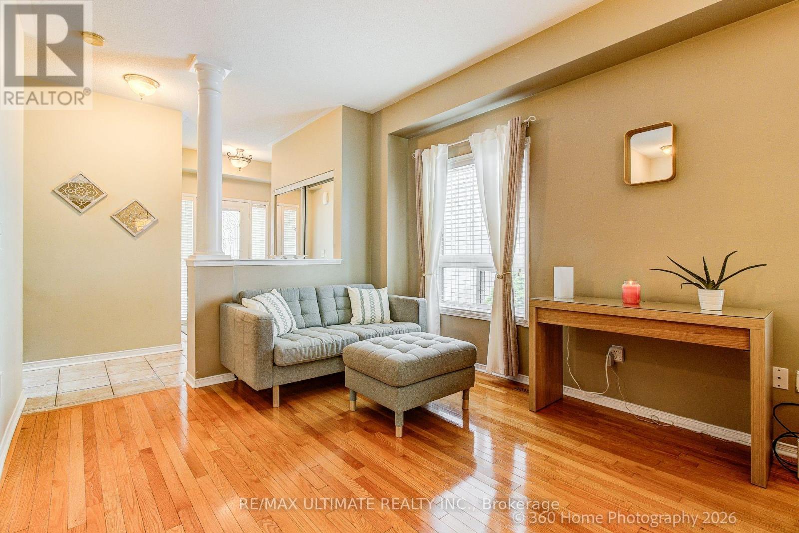 53 Wilshire Drive, Whitby, Ontario  L1M 2H2 - Photo 3 - E13542074