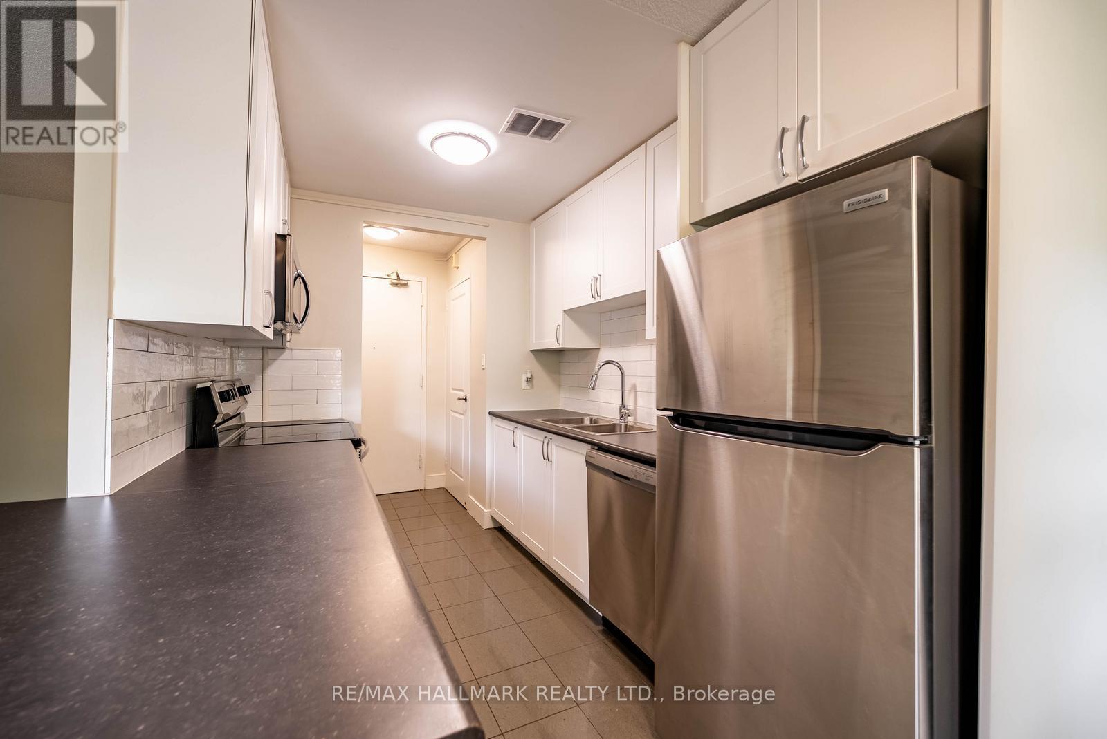 116 - 7 Albert Street, Whitchurch-Stouffville, Ontario  L4A 4H2 - Photo 6 - N13425824