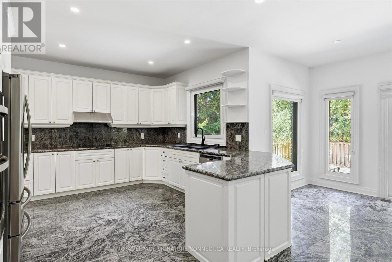 6 Lailey Crescent, Toronto, Ontario  M2N 4G9 - Photo 5 - C13717882