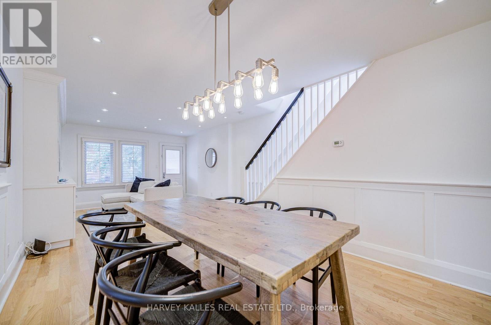 164 Douglas Avenue, Toronto, Ontario  M5M 1G6 - Photo 11 - C13717890